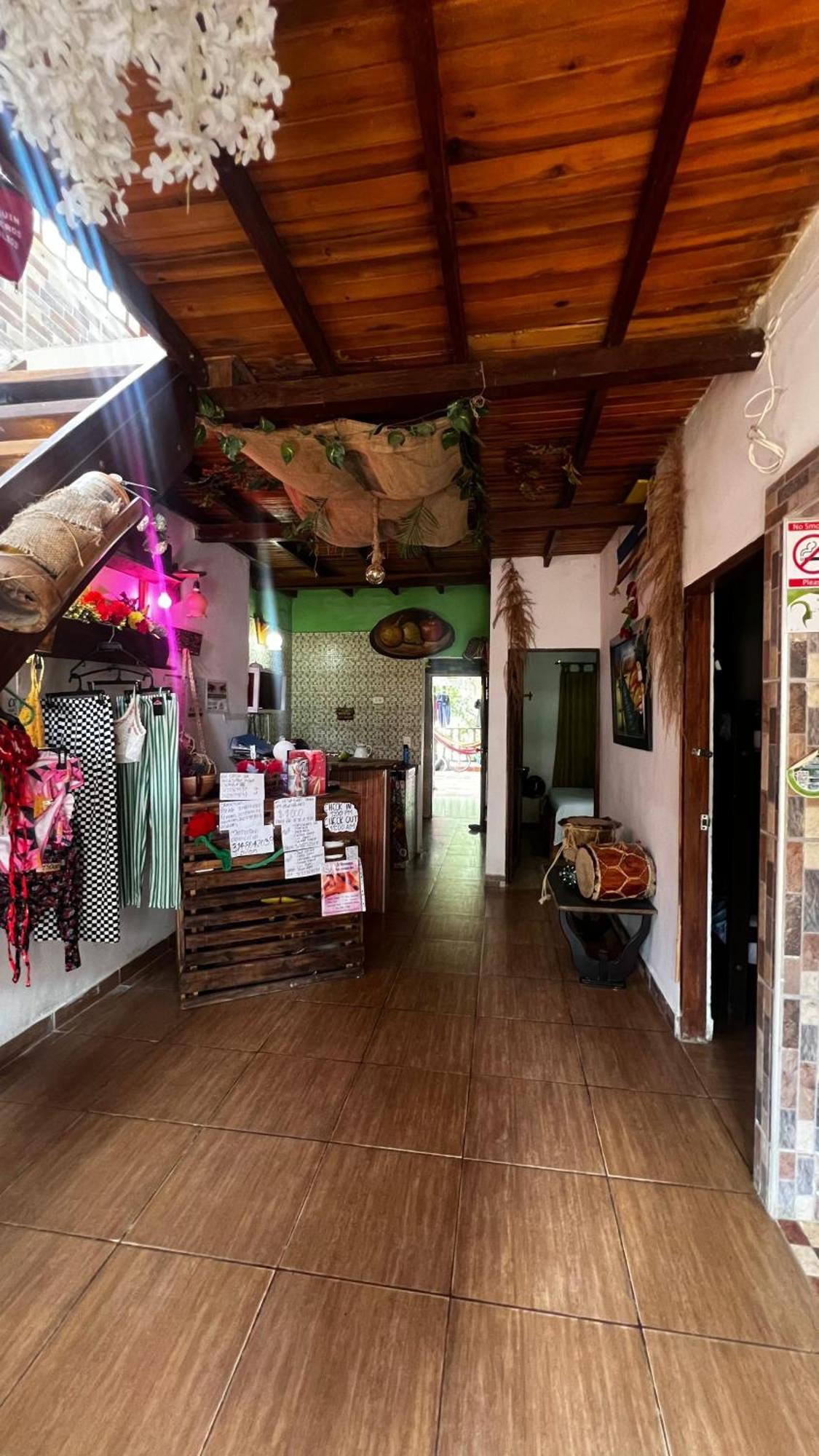 Hostal Los Wichos Мінка Екстер'єр фото