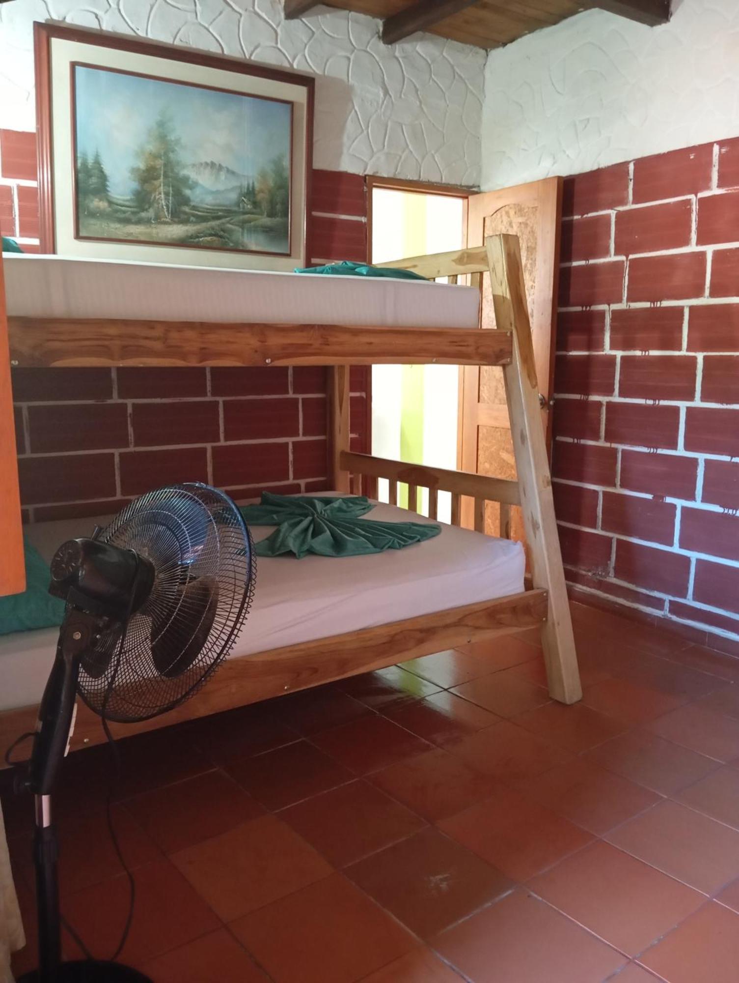 Hostal Los Wichos Мінка Екстер'єр фото