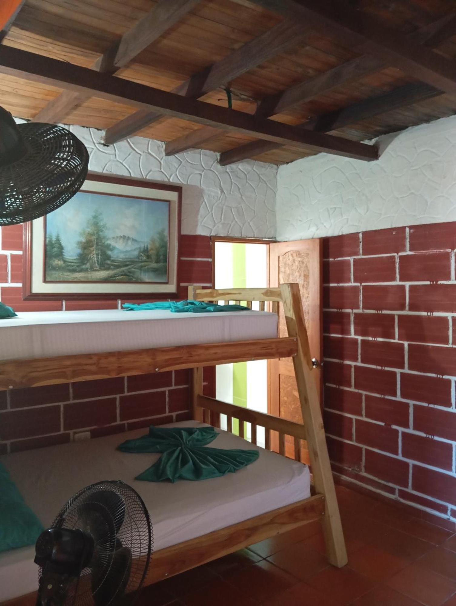 Hostal Los Wichos Мінка Екстер'єр фото